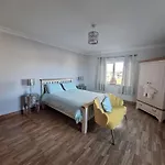 Ballnamona House Bed & Breakfast
