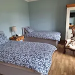Bed & Breakfast Ballnamona House
