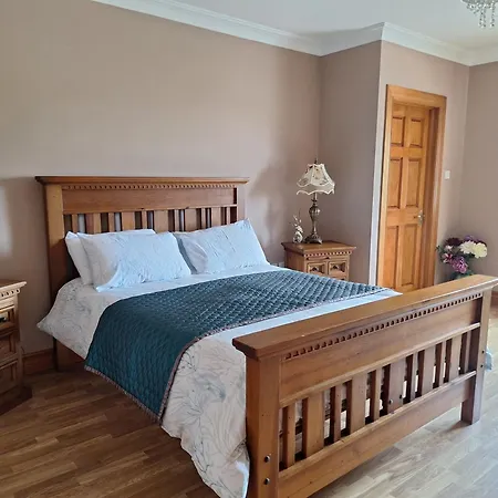 Ballnamona House Bed & Breakfast