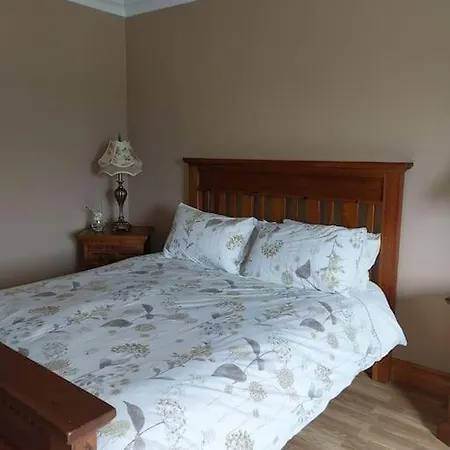 Ballnamona House Bed & Breakfast