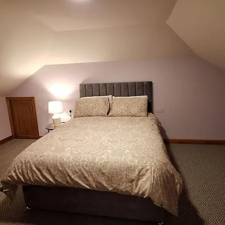 Ballnamona House Oda ve Kahvaltı