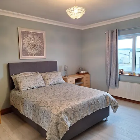 Ballnamona House Bed & Breakfast