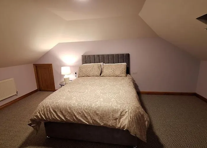 Ballnamona House לינה וארוחת בוקר