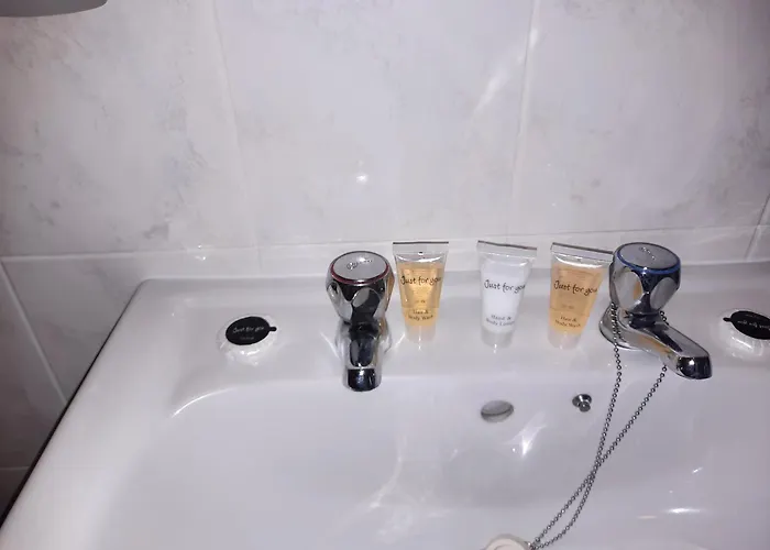 Ballnamona House לינה וארוחת בוקר