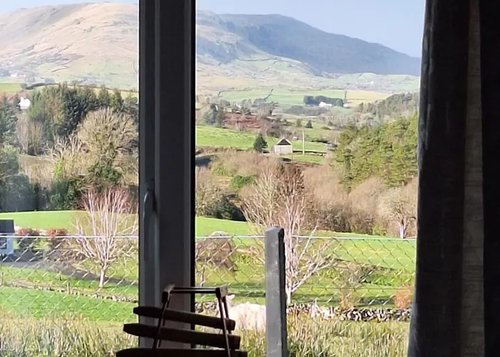 Ballnamona House קונג