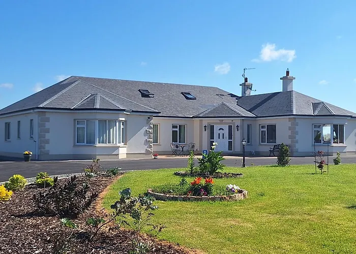 Ballnamona House קונג